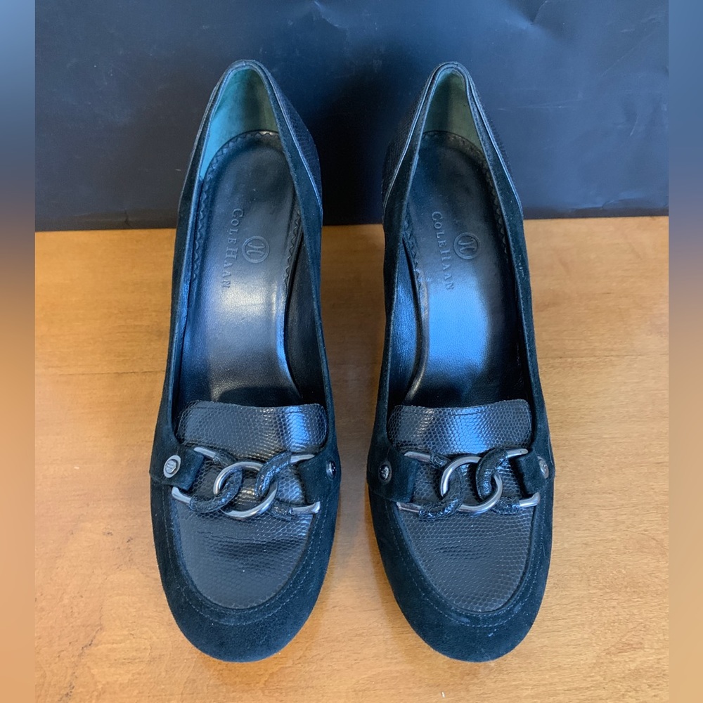 Cole Haan leather heels with buckle sz 8